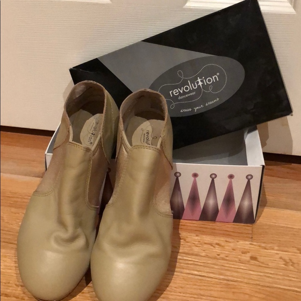 Revolution Tap Shoes